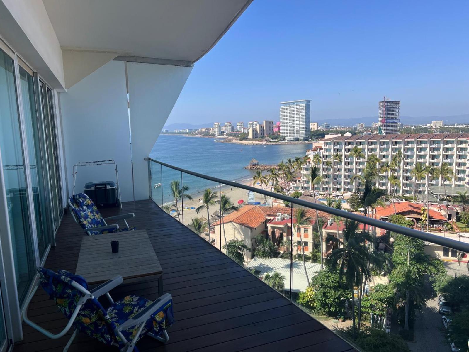 Icon Vallarta, Puerto Vallarta Exteriör bild